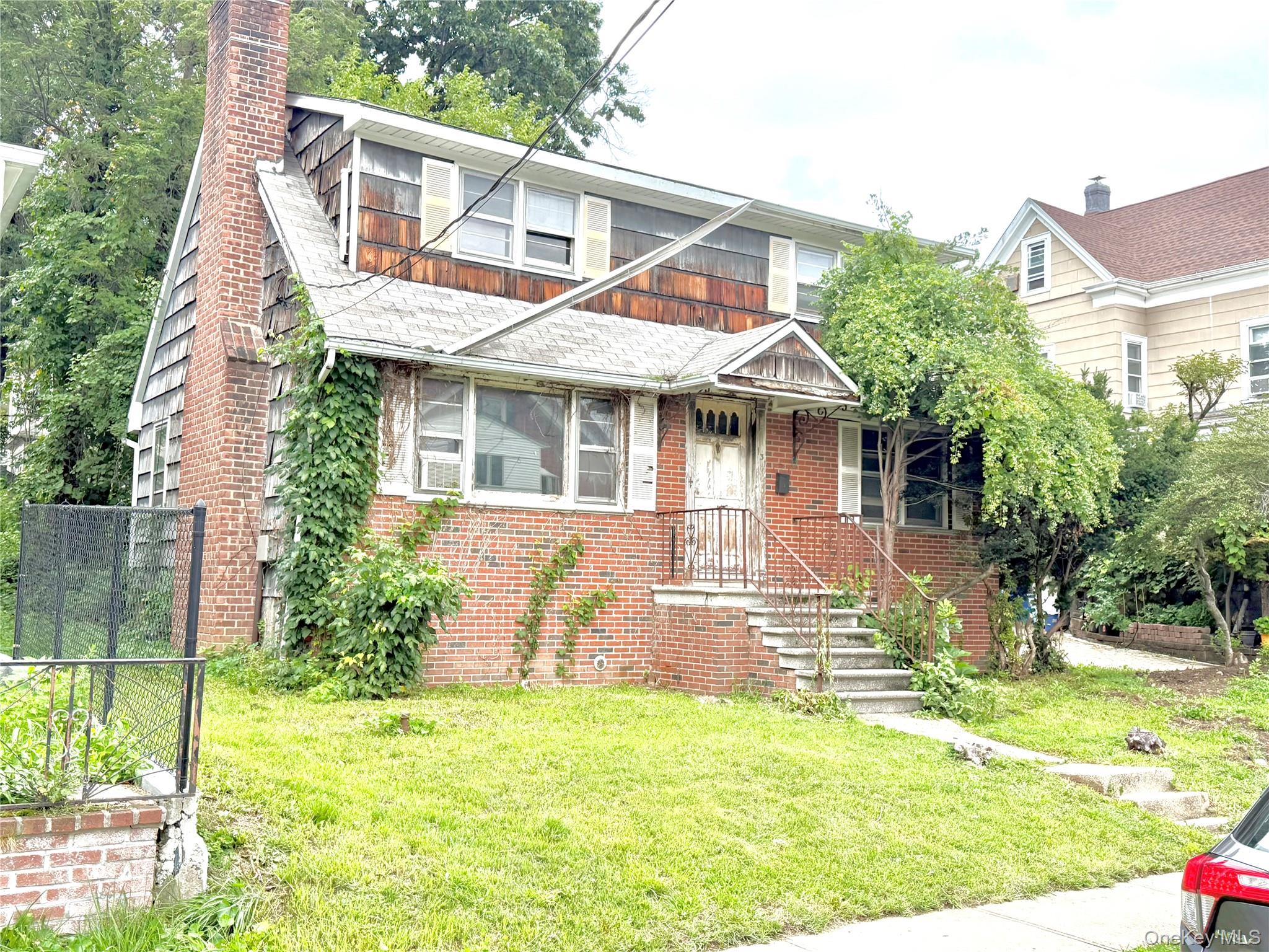 1st image of 131 Overlook St, Mount Vernon, NY 10552 | MLS# 1041294