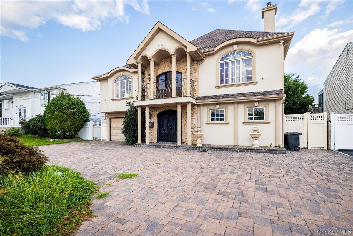 2nd image of 2829 Judith Dr, Hempstead, NY 11710 | MLS# 1041329