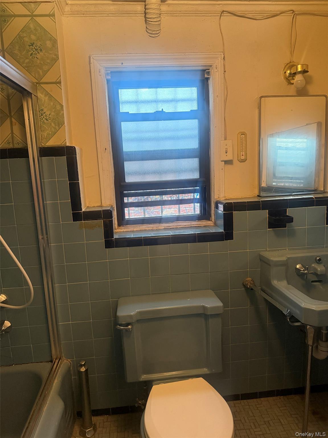 13th image of 76 36 166th St, New York, NY 11366 | MLS# 1041341