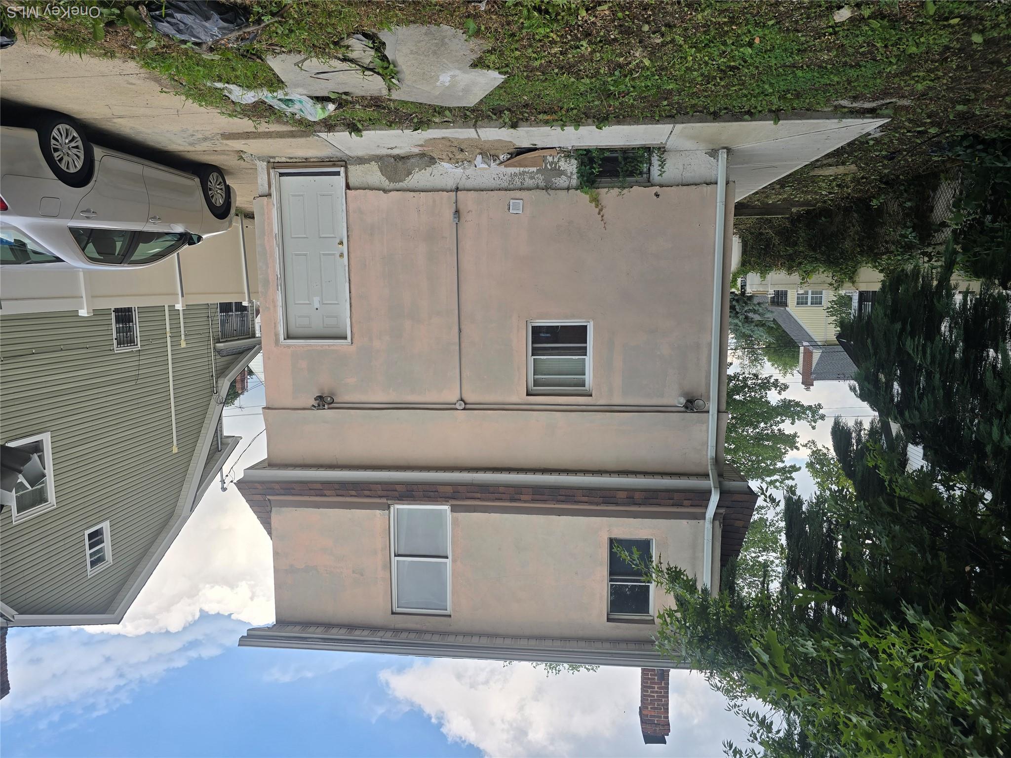 32nd image of 11428 175th St, New York, NY 11434 | MLS# 1041375