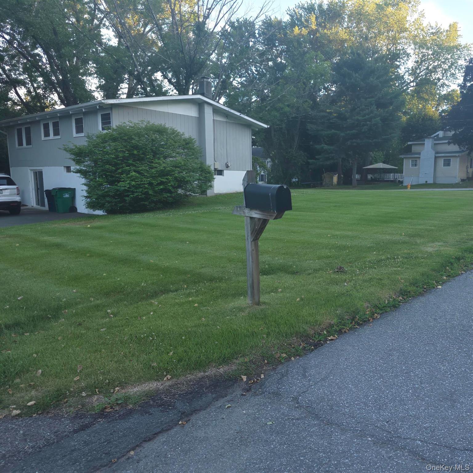 1st image of 11 Laurie Ln, Newburgh (town), NY 12550 | MLS# 1041394