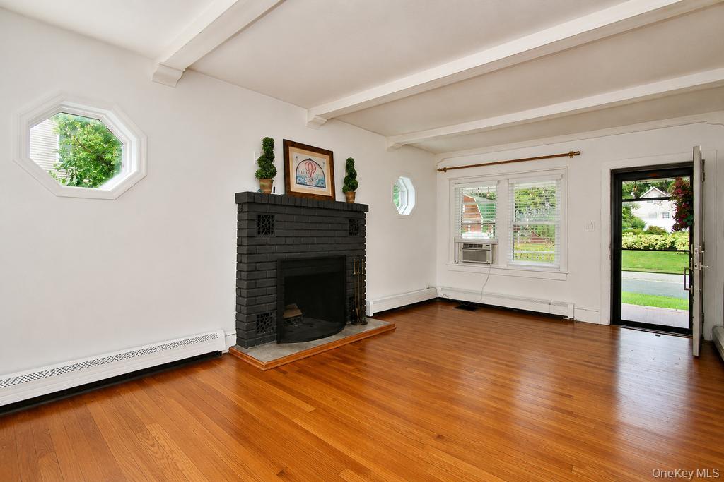 Photo 5 of Single family home for sale at 15 Roslyn Rd, Kent, NY 10512 | MLS# 1043567 | Listing updated on 2026-09-05