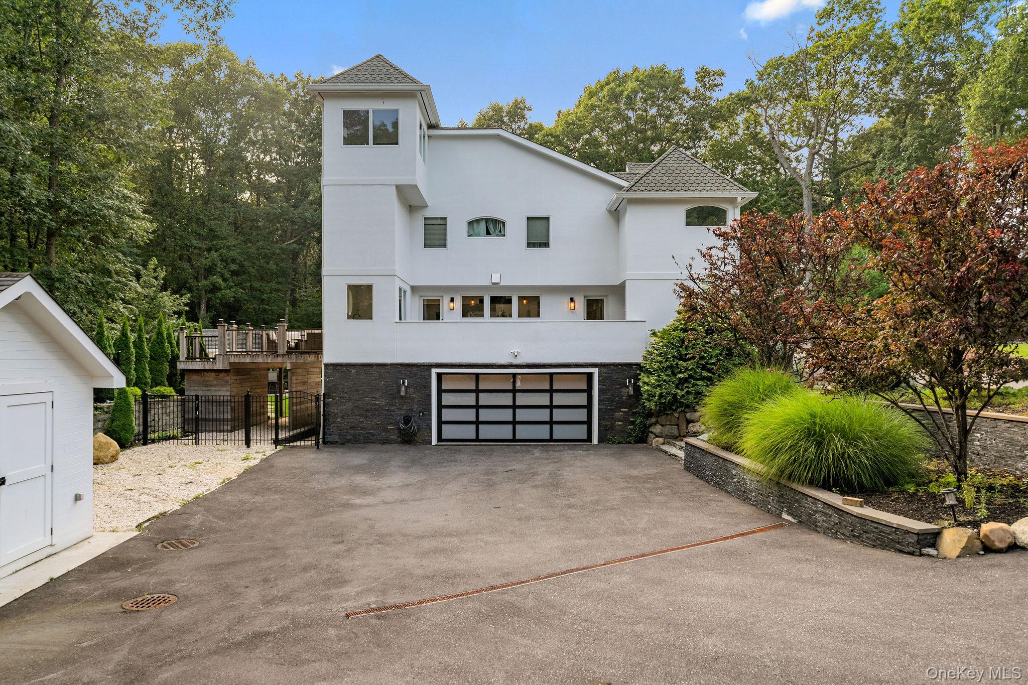 Photo 50 of Mansion for sale at 12 Seaside Dr, Brookhaven, NY 11777 | MLS# 1043759 | Listing updated on 2026-09-05