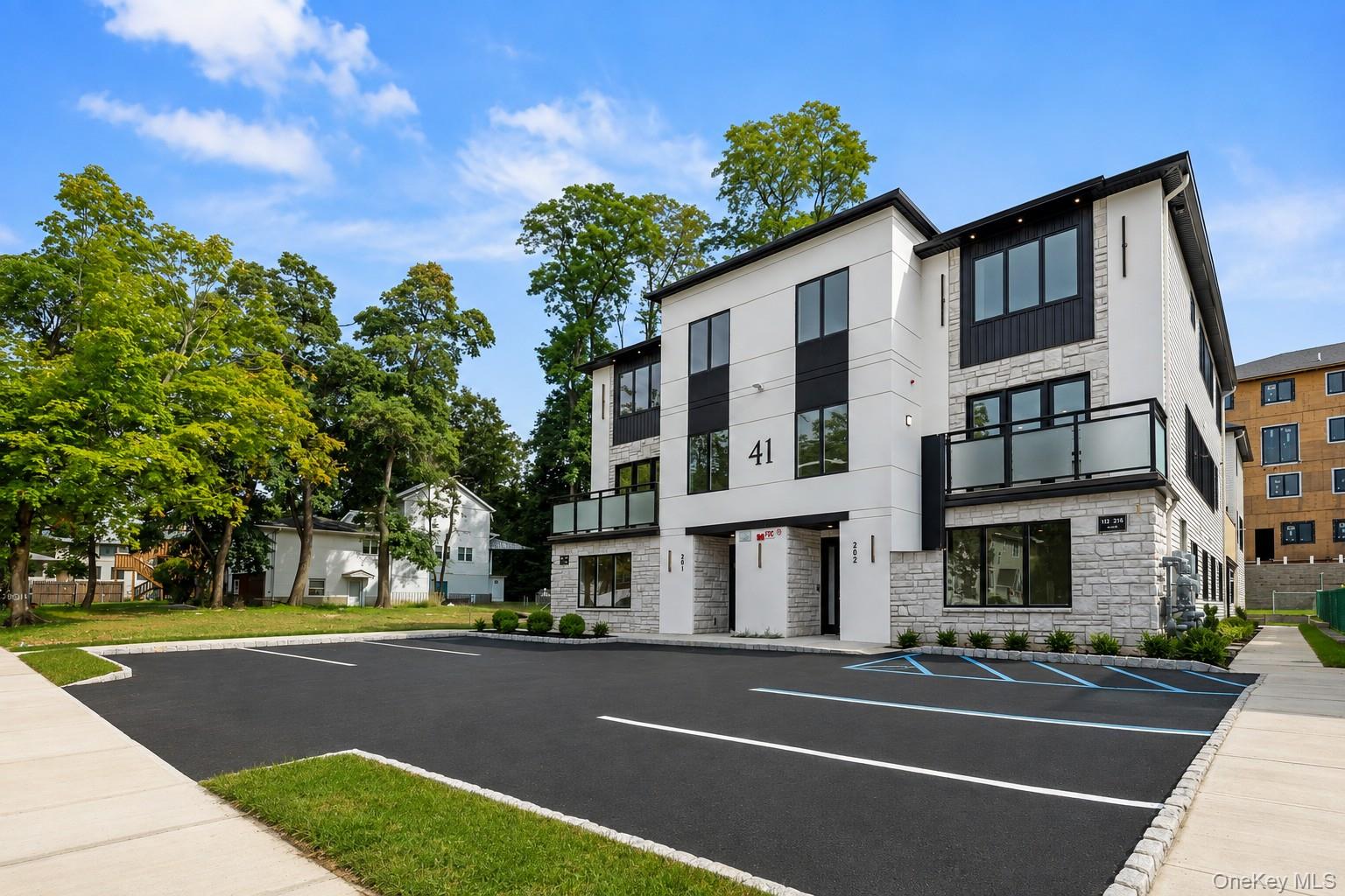 Photo 5 of Condo for sale at 41 Saddle River Rd #111, Ramapo, NY 10952 | MLS# 1043957 | Listing updated on 2026-09-03