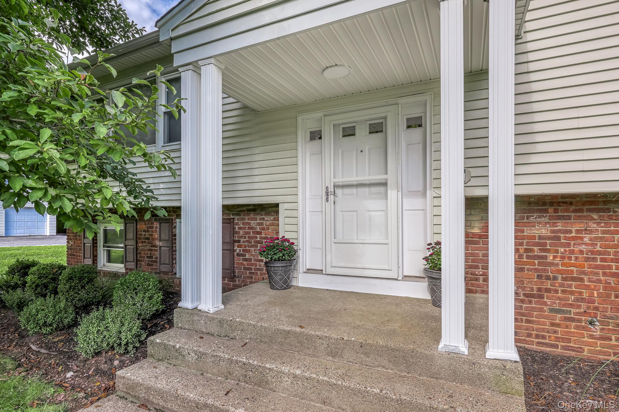 Photo 3 of Single family home for sale at 17 Cragmere Rd, Ramapo, NY 10901 | MLS# 1044322 | Listing updated on 2026-09-04