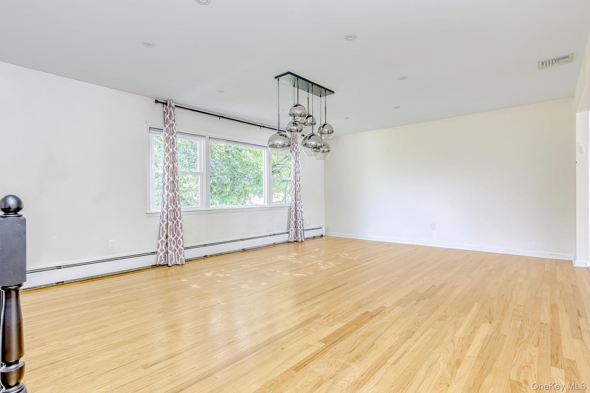 Photo 5 of Single family home for sale at 17 Cragmere Rd, Ramapo, NY 10901 | MLS# 1044322 | Listing updated on 2026-09-04