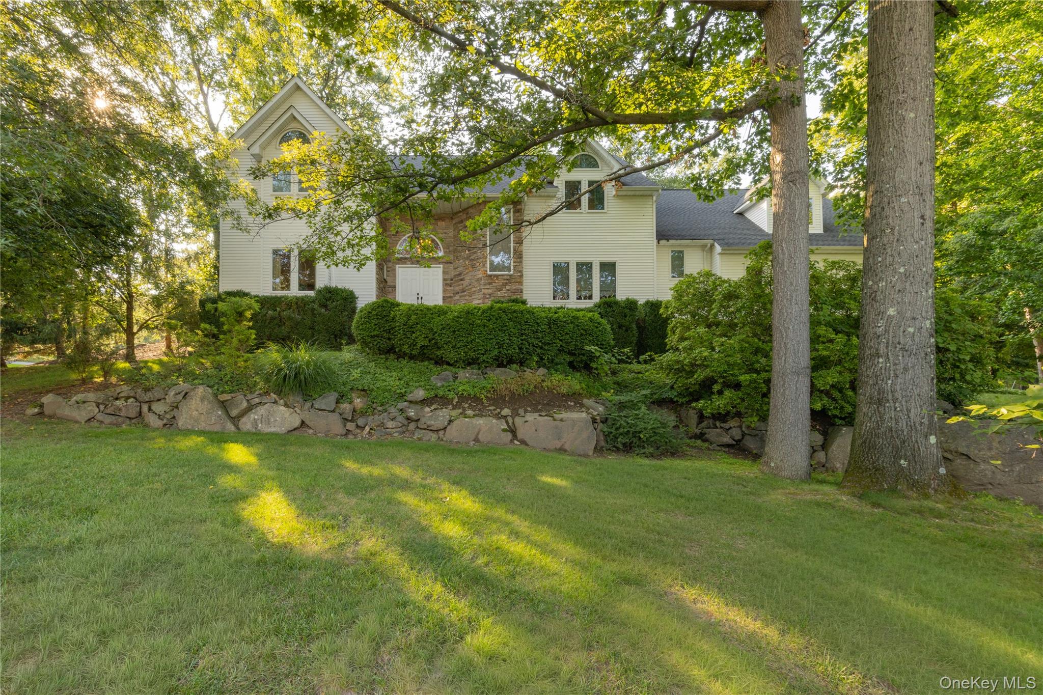 Photo 1 of Single family home for sale at 11 Hawk Nest Rd, Stony Point, NY 10986 | MLS# 1044541 | Listing updated on 2026-09-02