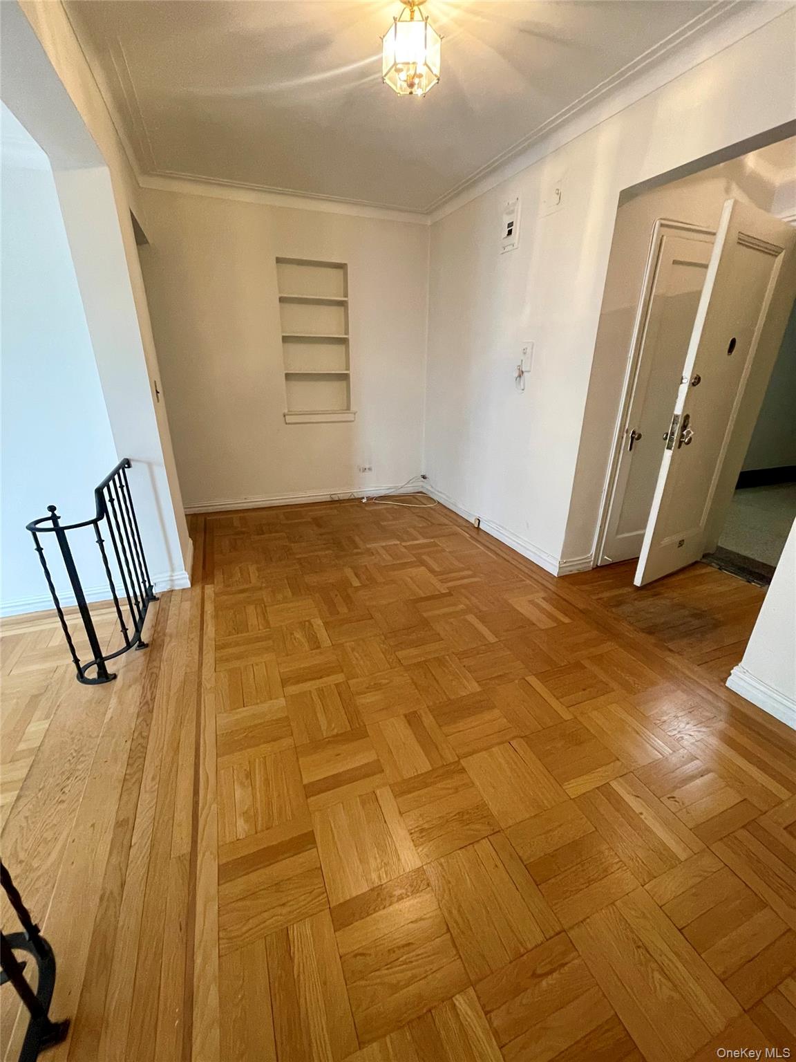 Photo 3 of Condo for sale at 210 Martine Ave #5D, White Plains, NY 10601 | MLS# 1044827 | Listing updated on 2026-09-01