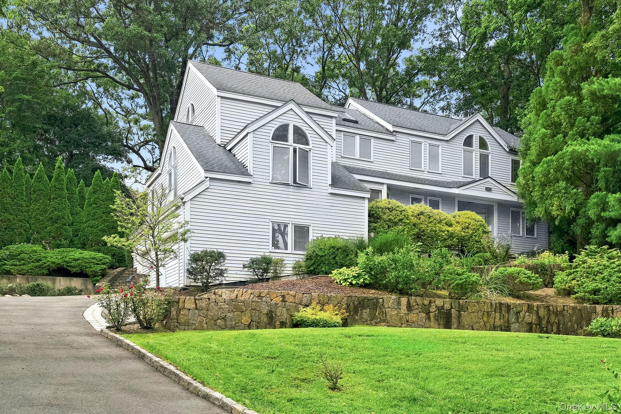 Photo 3 of Single family home for sale at 35 Highridge Rd, Greenburgh, NY 10530 | MLS# 1044854 | Listing updated on 2026-09-04