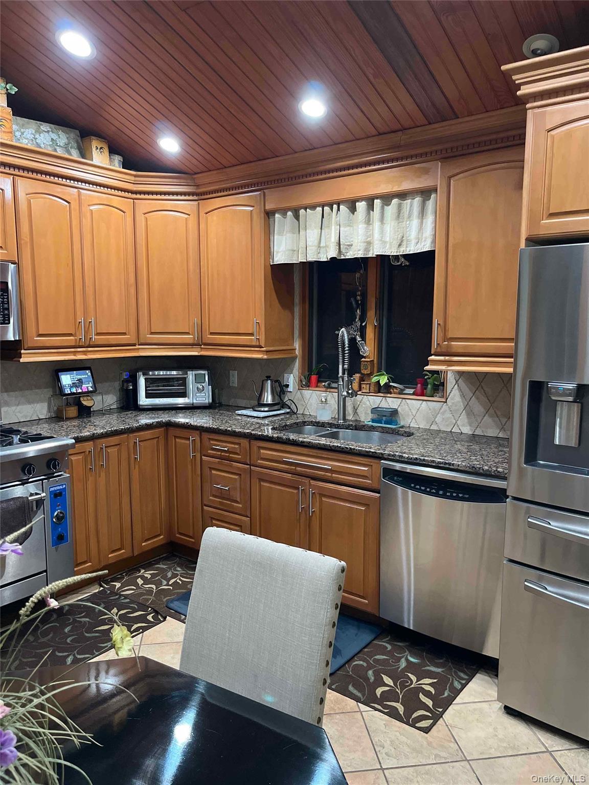 Photo 4 of Single family home for sale at 92 Linden Ave, Ossining, NY 10562 | MLS# 1044920 | Listing updated on 2026-09-06