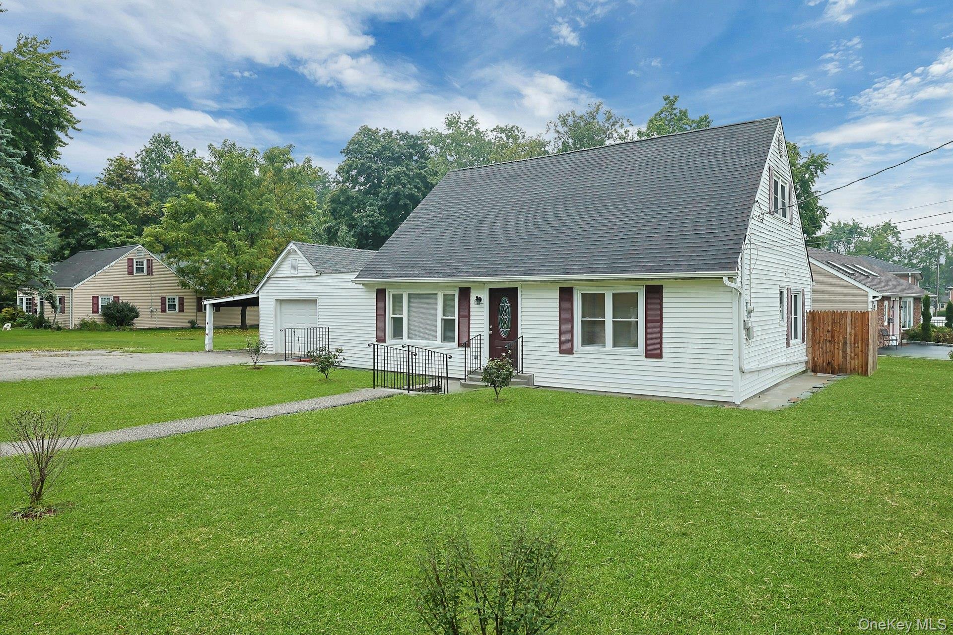 Photo 2 of Single family home for sale at 118 Grove St, Orangetown, NY 10965 | MLS# 1045011 | Listing updated on 2026-09-02