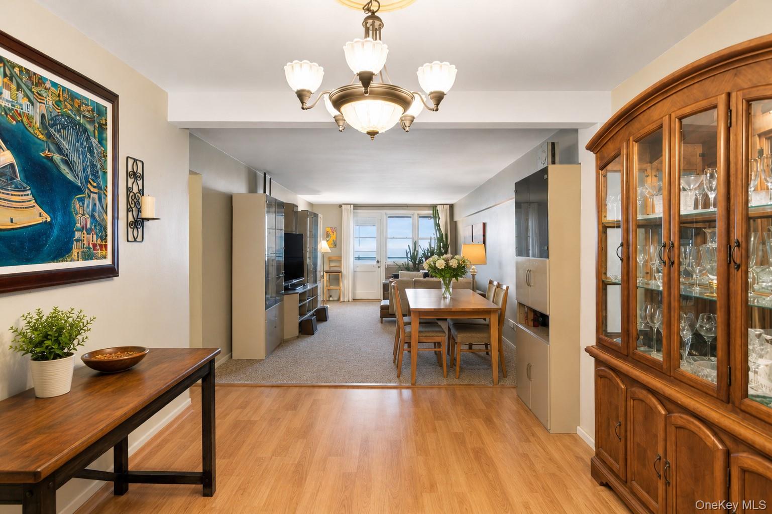 Photo 5 of House for sale at 370 W Broadway #1D, Long Beach, NY 11561 | MLS# 1045156 | Listing updated on 2026-09-04