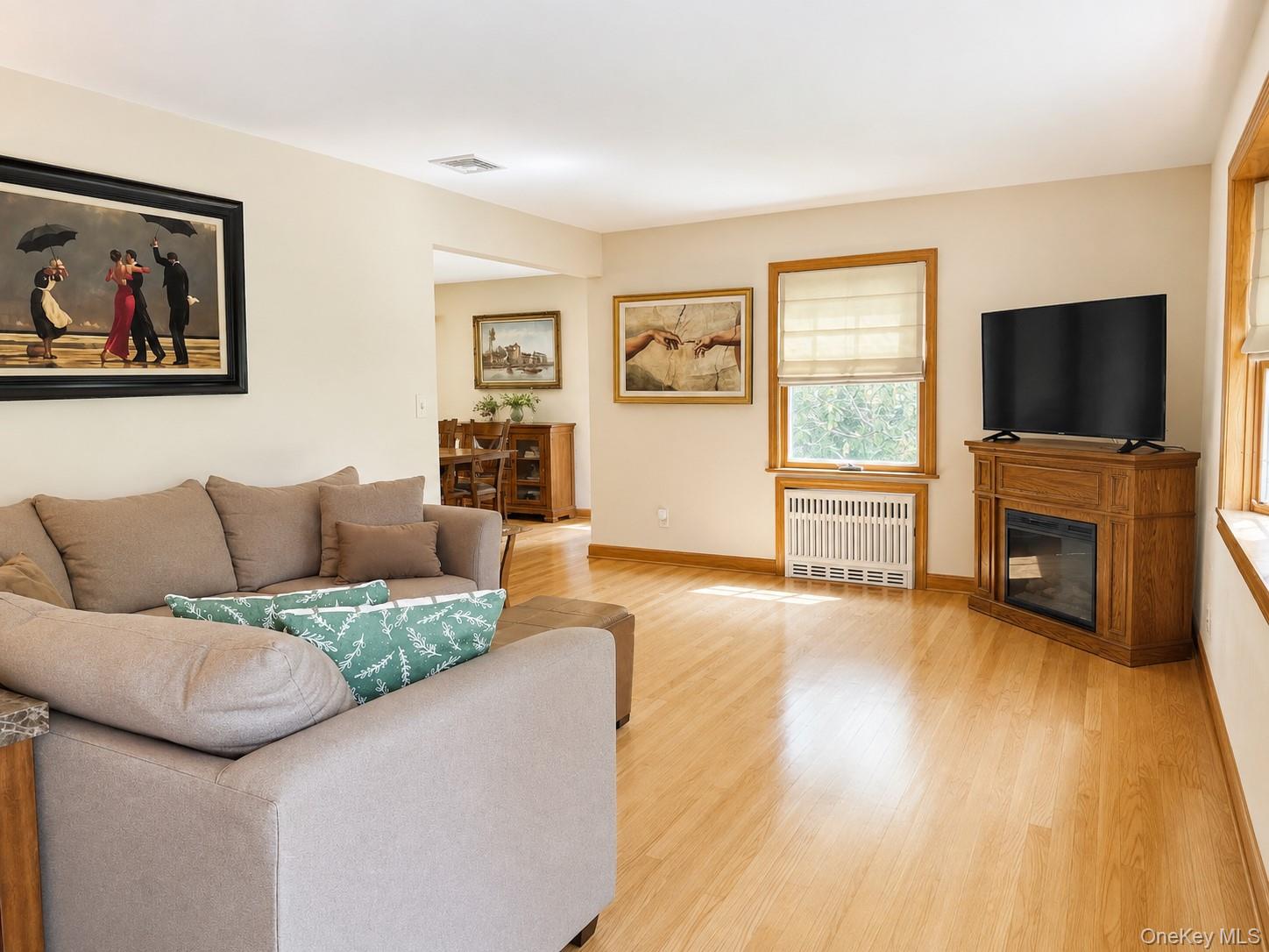 Photo 5 of Single family home for sale at 135 Kings Hwy, Orangetown, NY 10962 | MLS# 1045242 | Listing updated on 2026-09-04
