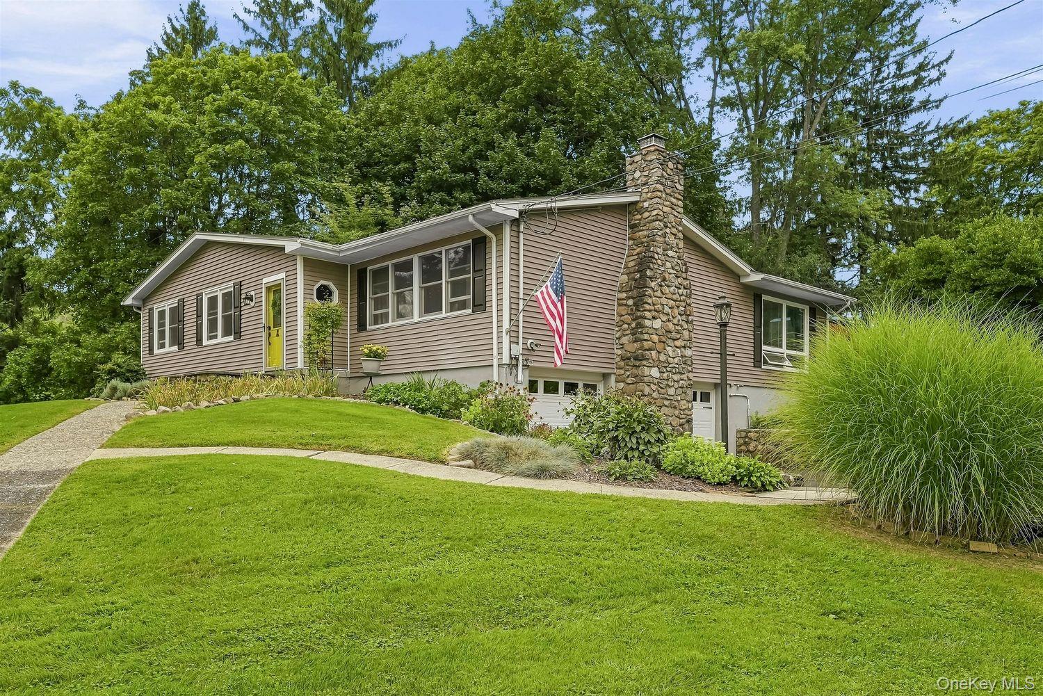 Photo 1 of Single family home for sale at 4 Rena Marie Cir, Blooming Grove, NY 10992 | MLS# 1045769 | Listing updated on 2026-09-02