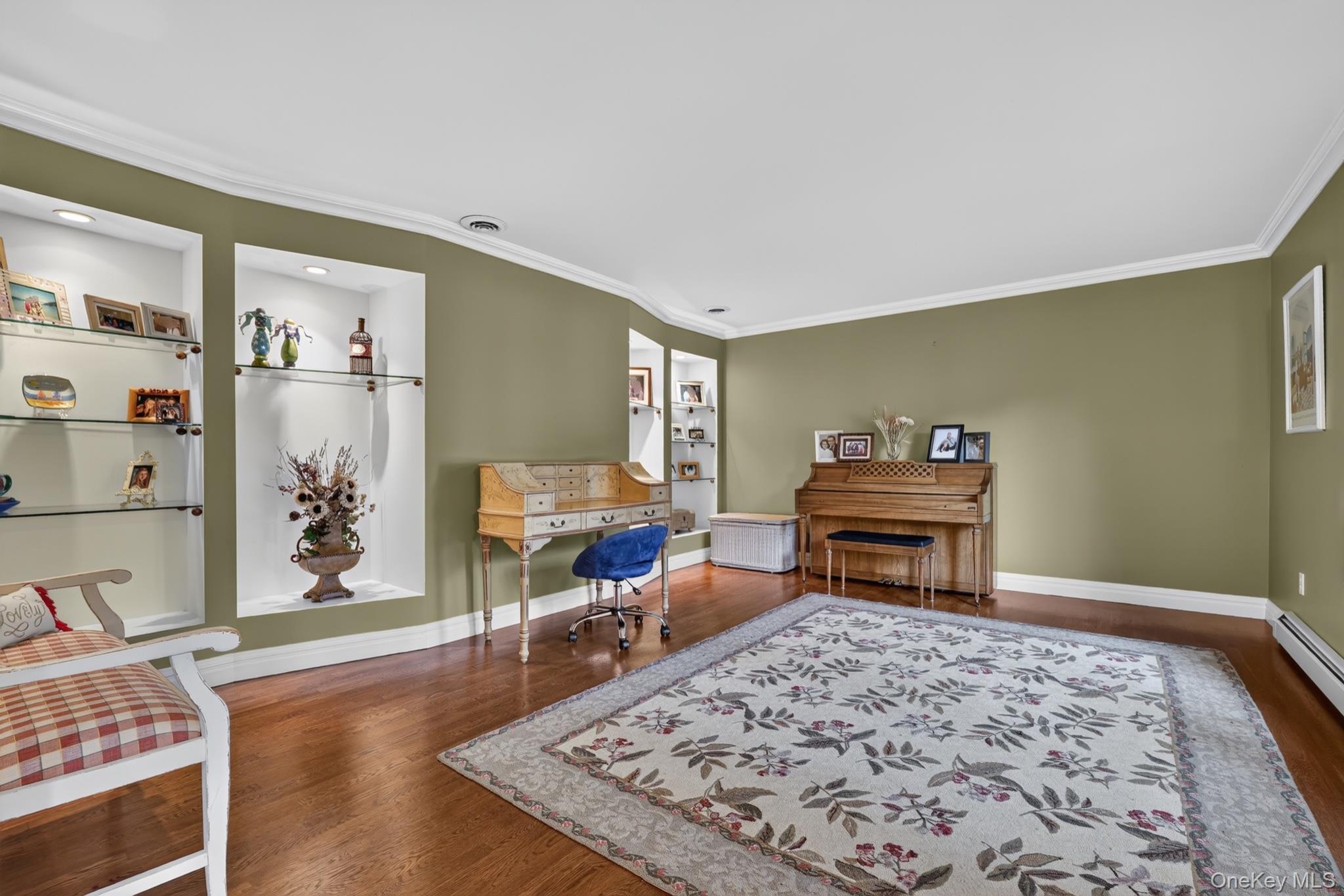 Photo 4 of Single family home for sale at 14 Lowell Dr, Clarkstown, NY 10956 | MLS# 1045938 | Listing updated on 2026-09-06