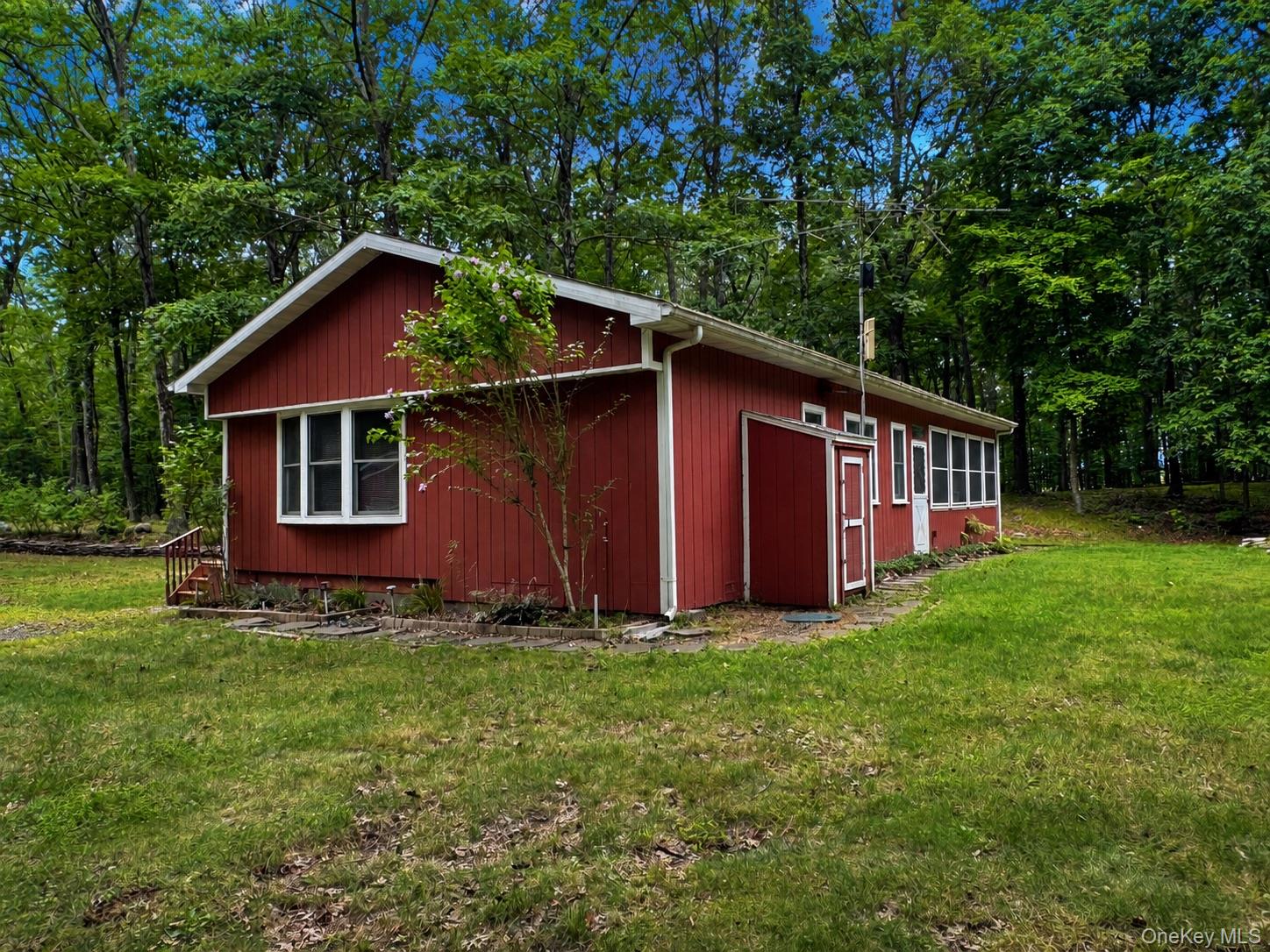 Photo 5 of Manufactured home for sale at 61 Sullivan Mountain Rd, Catskill, NY 12414 | MLS# 1046098 | Listing updated on 2026-09-03