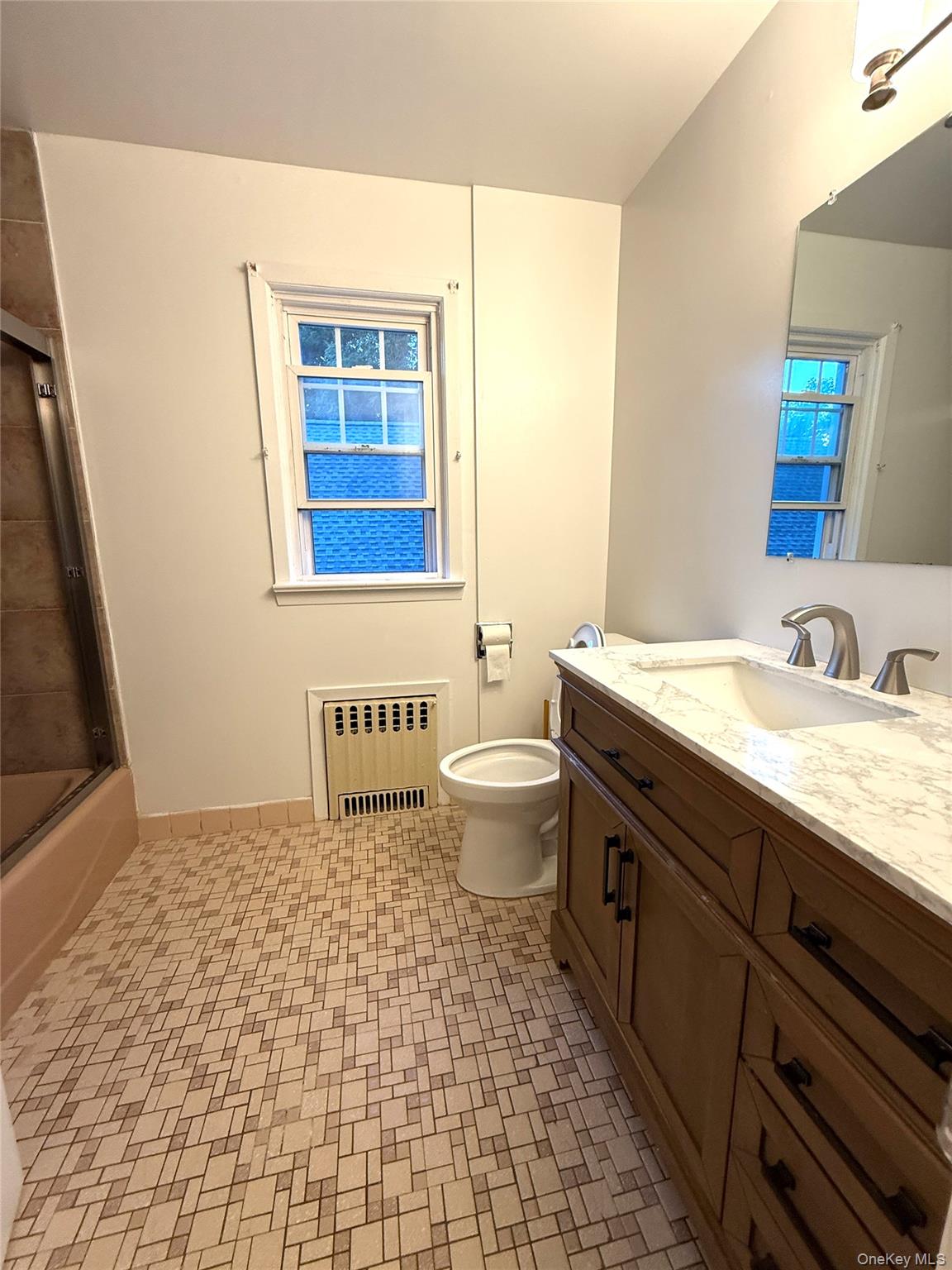 Photo 5 of Single family home for sale at 413 Fort Washington Ave, Mount Pleasant, NY 10532 | MLS# 1046739 | Listing updated on 2026-09-05