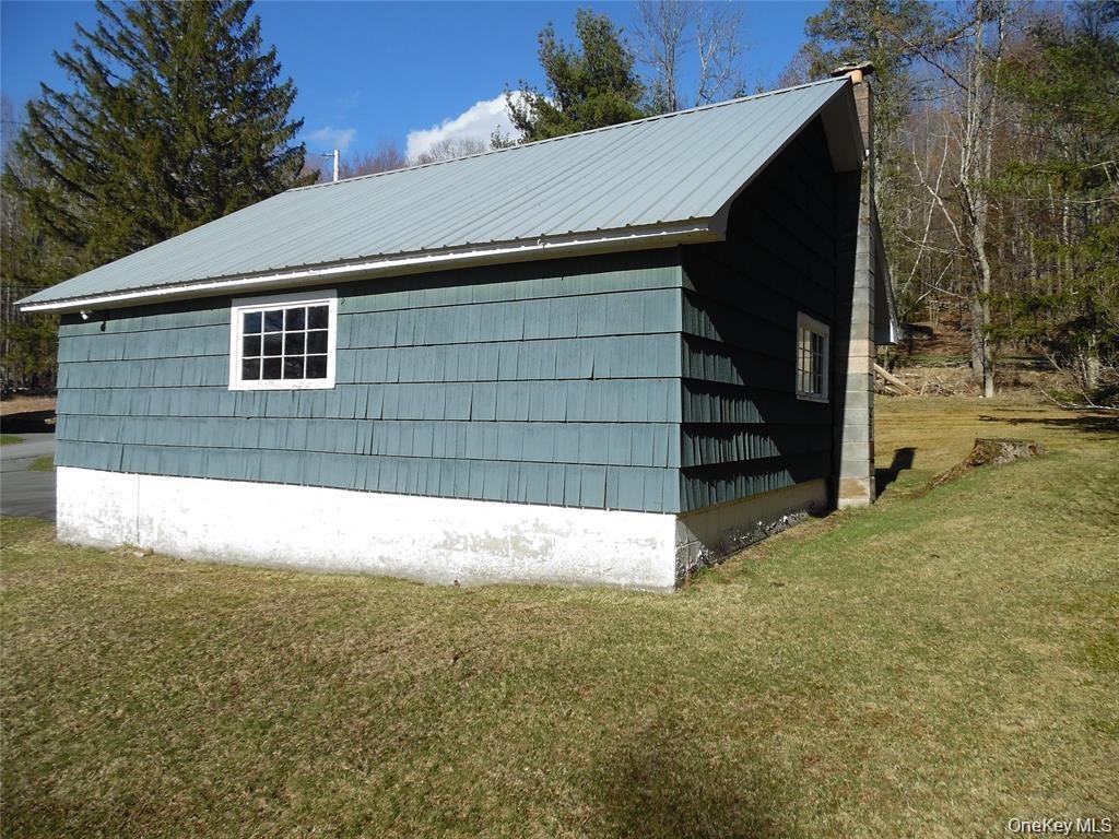 Photo 5 of Single family home for sale at 8 Jones Ter, Fallsburg, NY 12788 | MLS# 1046758 | Listing updated on 2026-09-06