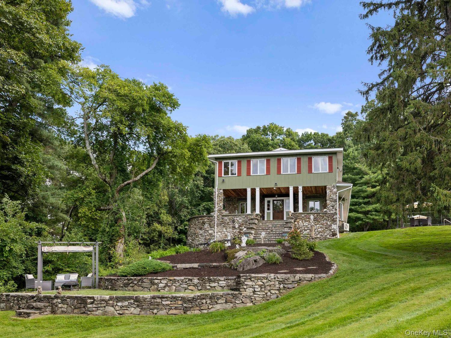 Photo 1 of Single family home for sale at 90 New Paltz Rd, Lloyd, NY 12528 | MLS# 1046795 | Listing updated on 2026-09-04