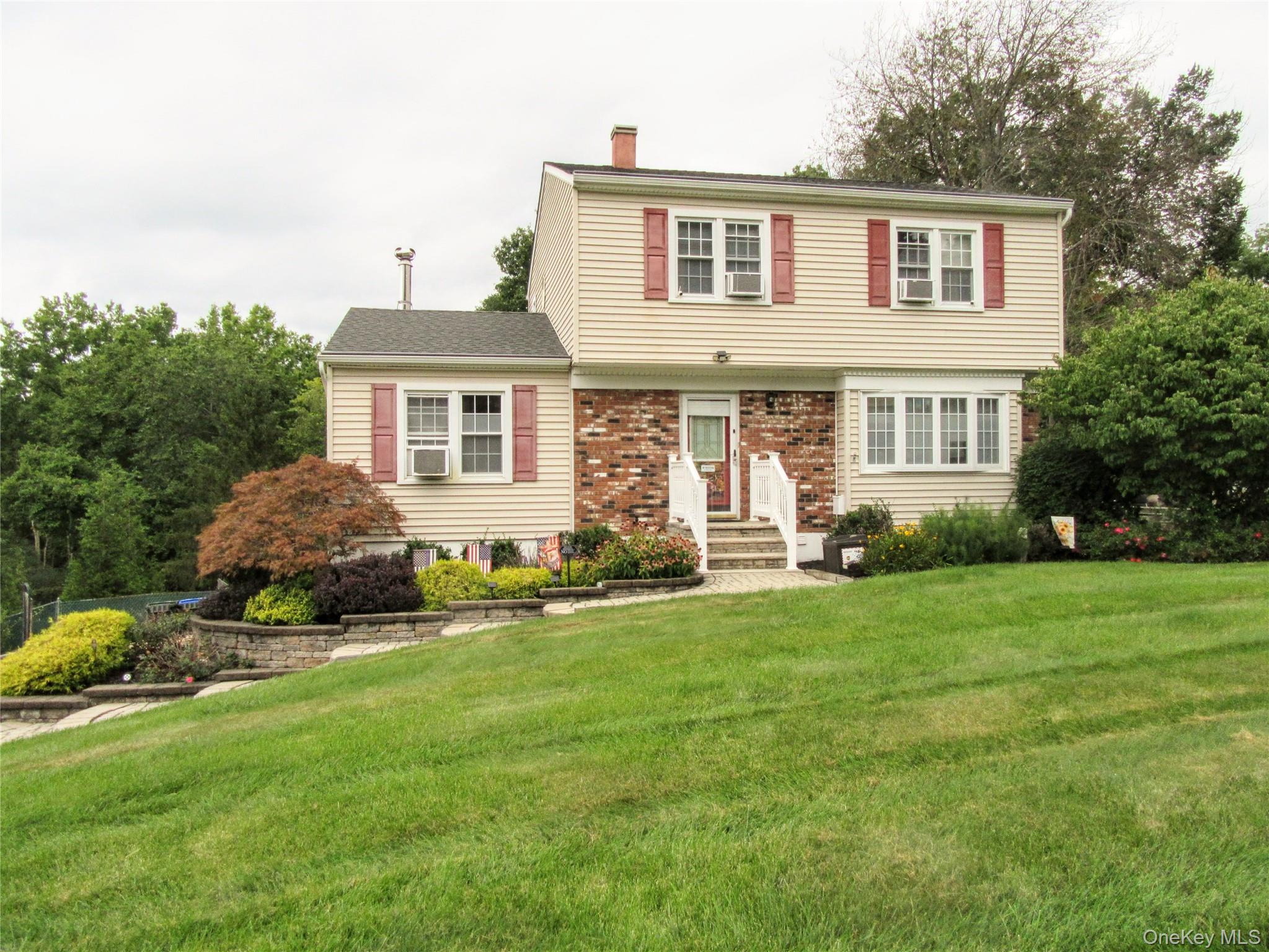 Photo 1 of Single family home for sale at 171 Barnes Rd, Blooming Grove, NY 10992 | MLS# 1046855 | Listing updated on 2026-09-04