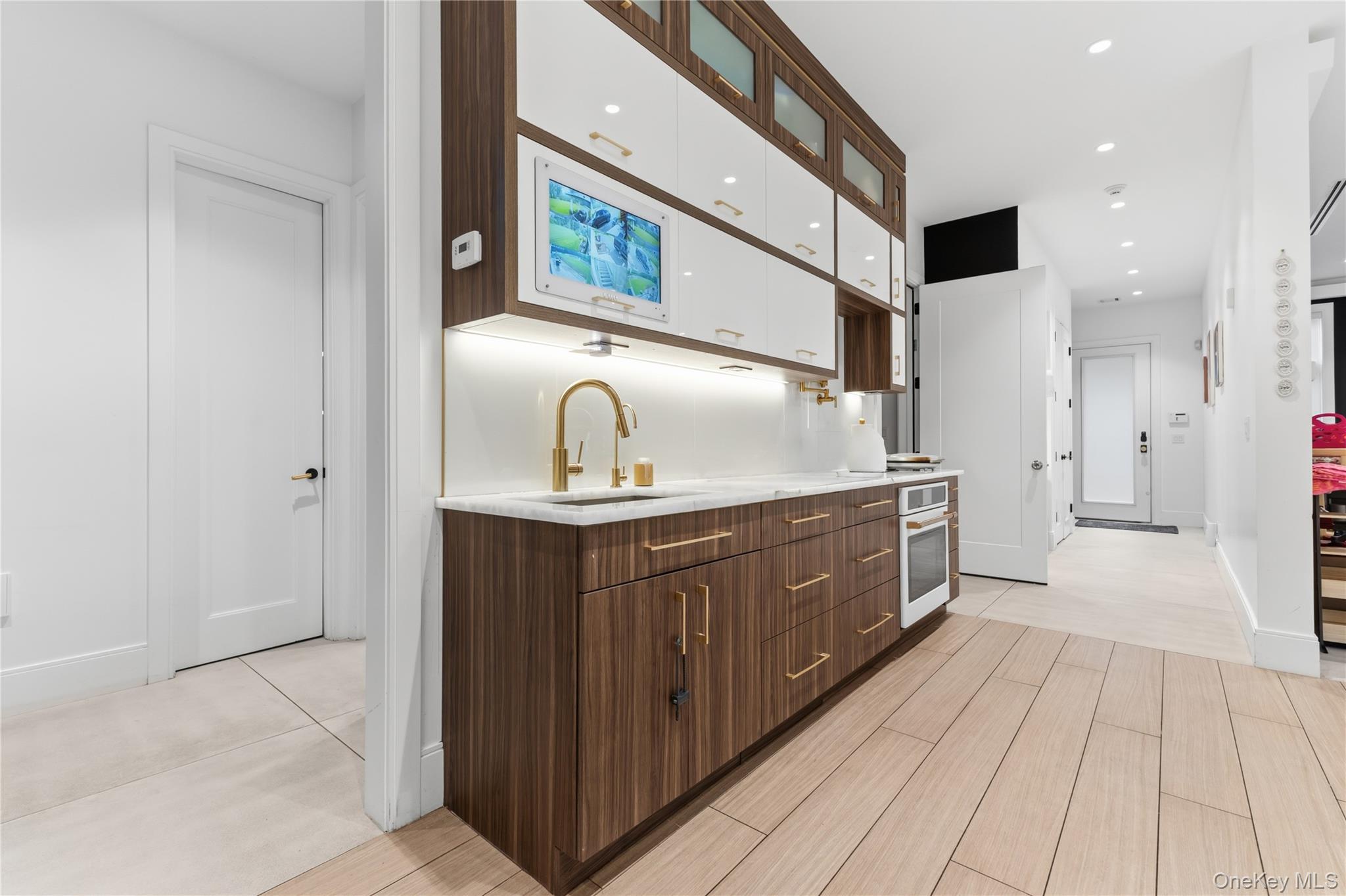 Photo 5 of Single family home for sale at 131 Spook Rock Rd, Ramapo, NY 10901 | MLS# 1046943 | Listing updated on 2026-09-05