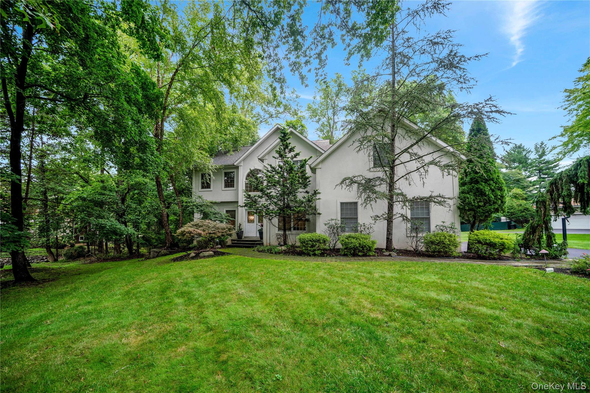 Photo 1 of Single family home for sale at 11 Croyden Ln, Clarkstown, NY 10956 | MLS# 1046991 | Listing updated on 2026-09-05