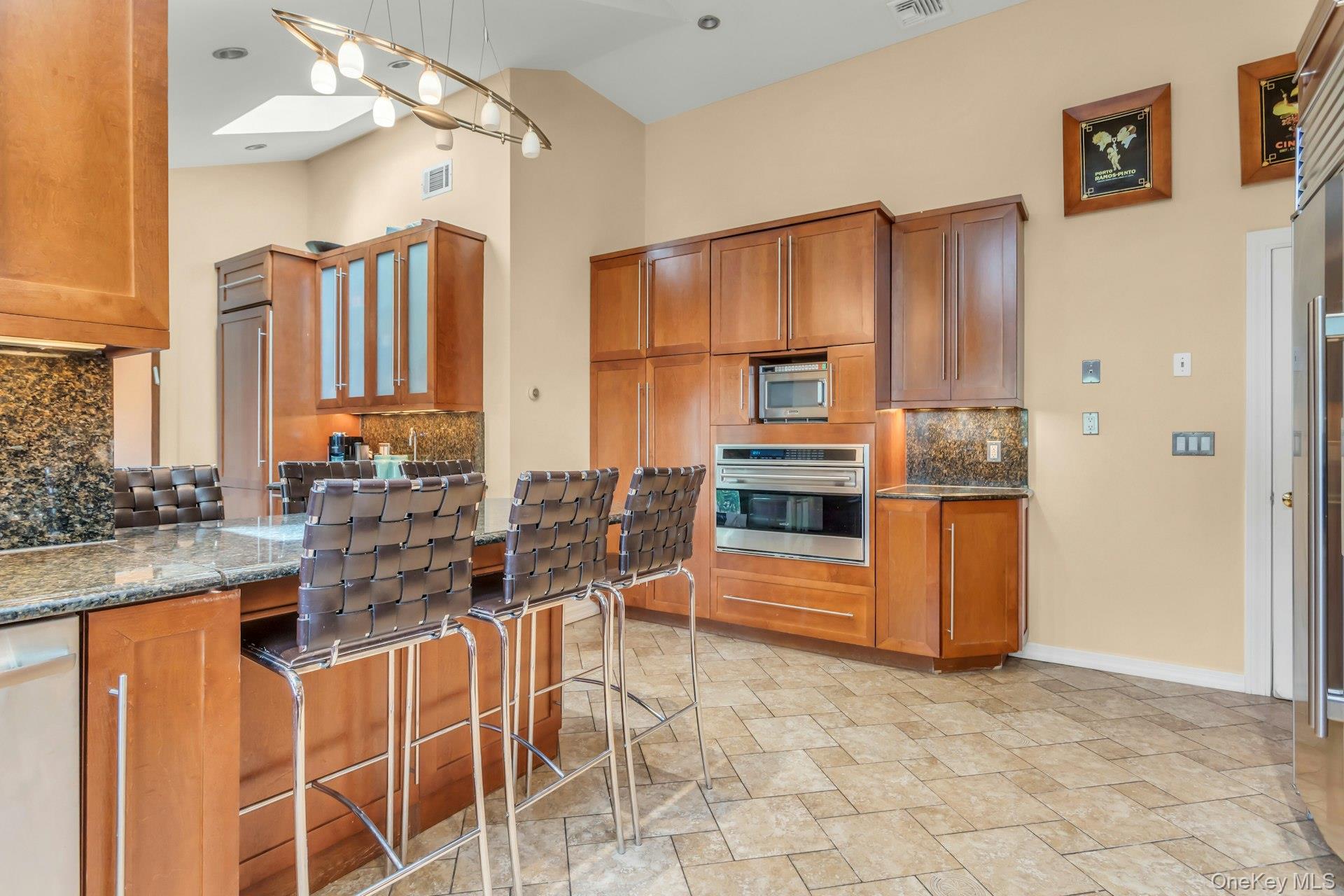 Photo 4 of Single family home for sale at 78 Chestnut St, Glen Cove, NY 11542 | MLS# 1047046 | Listing updated on 2026-09-05