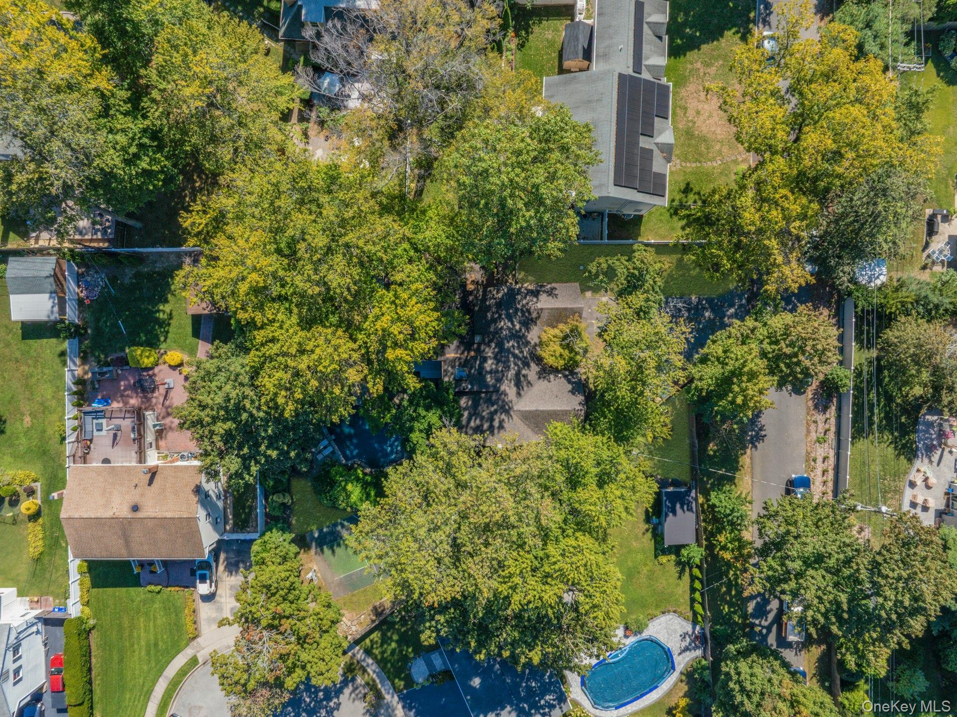 Photo 37 of Single family home for sale at 78 Chestnut St, Glen Cove, NY 11542 | MLS# 1047046 | Listing updated on 2026-09-05