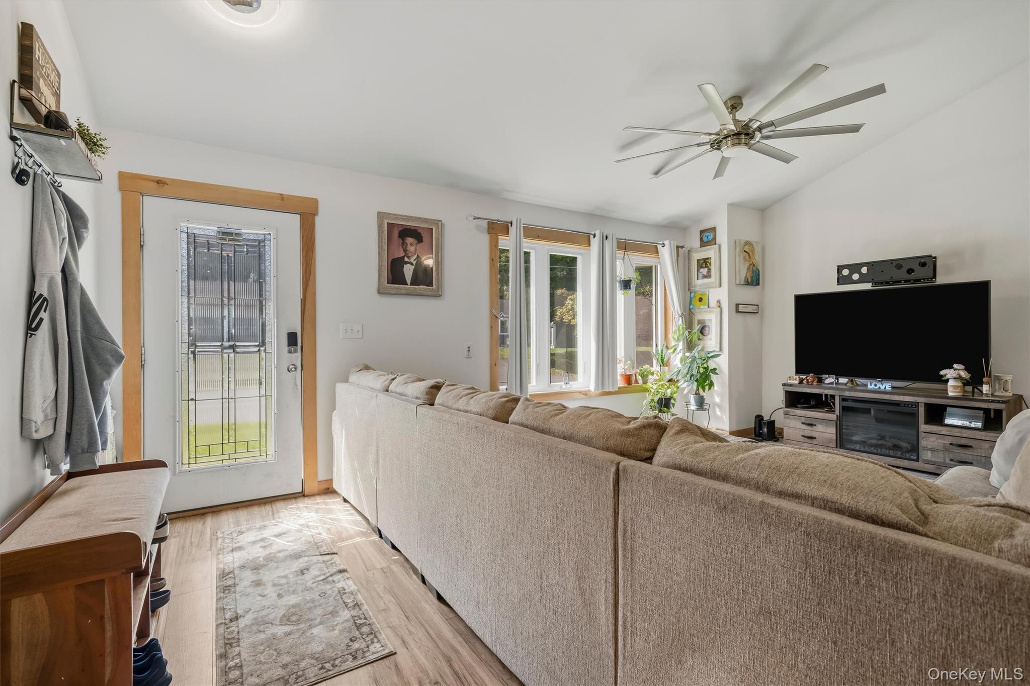 Photo 5 of Single family home for sale at 19 Zane St, Wawarsing, NY 12428 | MLS# 1047309 | Listing updated on 2026-09-06