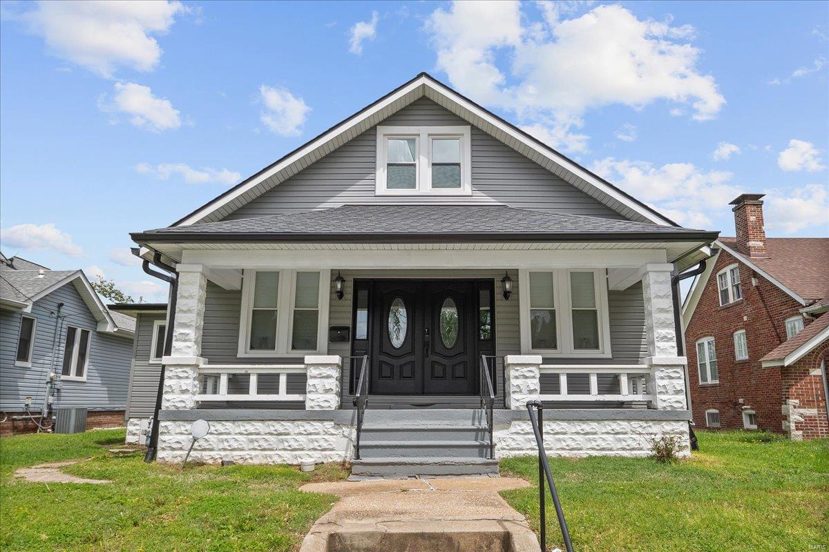 Homes for sale in Belleville, IL | 19 N 31st St, Belleville, IL 62226 | MLS# 24072903