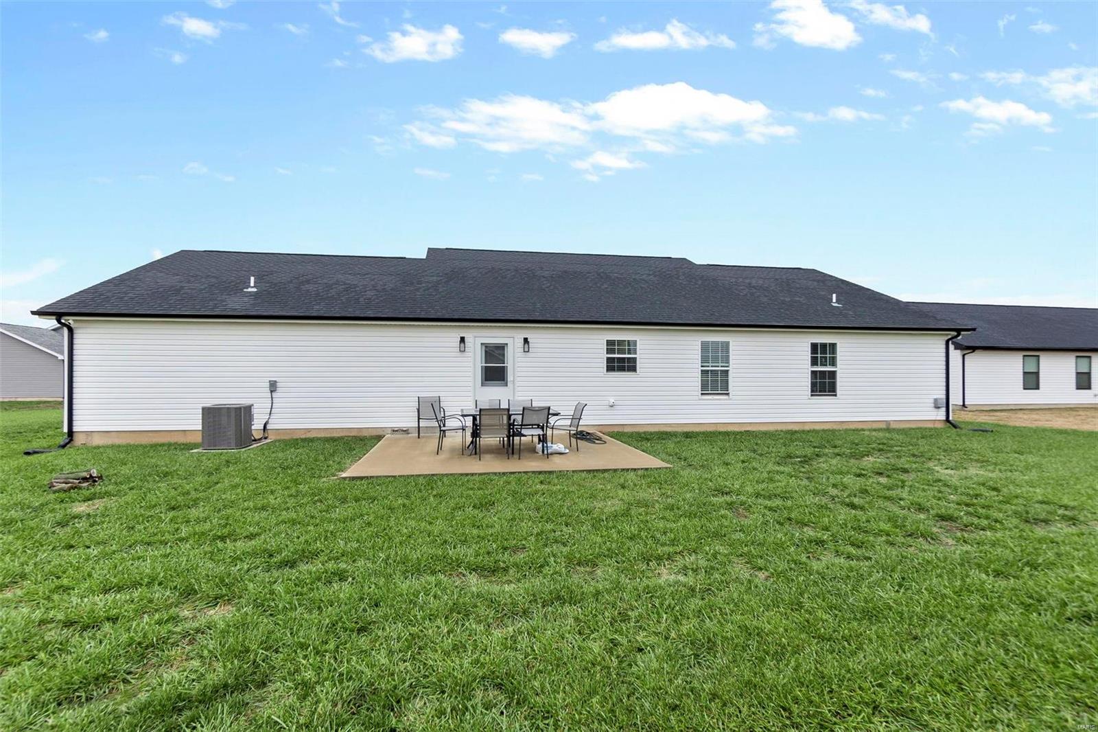 Homes for sale in Sikeston, MO | 1208 Rushmore, Sikeston, MO 63801 | MLS# 24077297