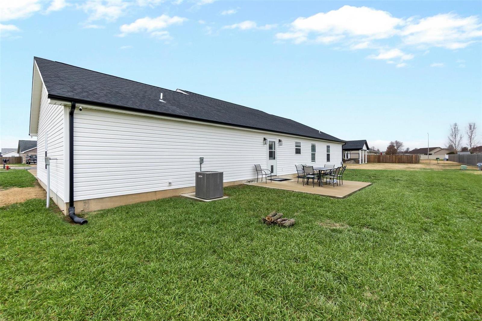 Homes for sale in Sikeston, MO | 1208 Rushmore, Sikeston, MO 63801 | MLS# 24077297