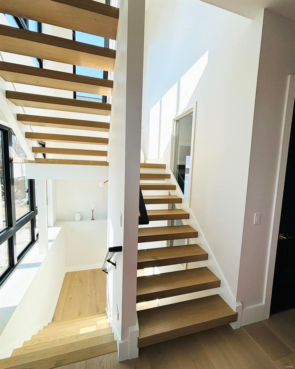 Homes for sale in St. Louis, MO | 7343 Wise Ave, St. Louis, MO 63117 | MLS# 25002658