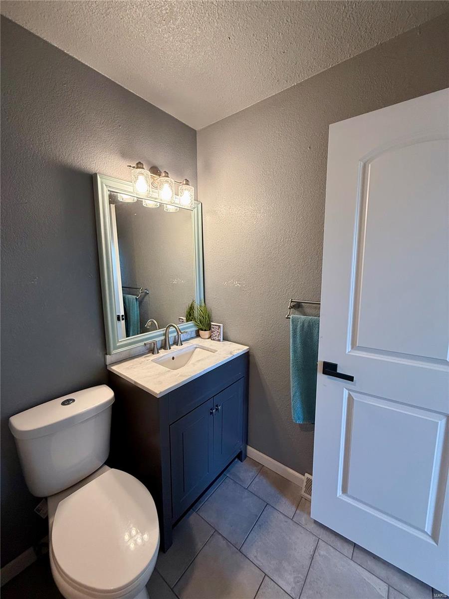 Photo 19 of Single family home for sale at 204 Tippett St, Marble Hill, MO 63764 | MLS# 25016063 | Listing updated on 2025-05-06