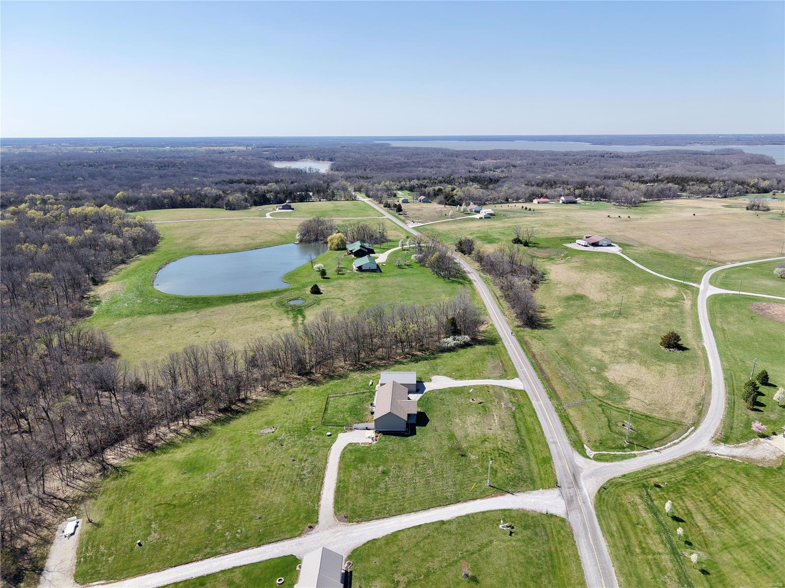 Photo 1 of Single family home for sale at 40586 Hwy Bb, Perry, MO 63462 | MLS# 25021661 | Listing updated on 2025-04-08