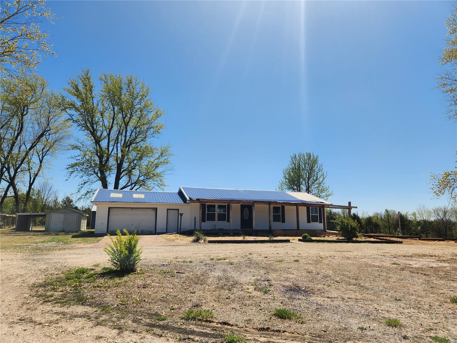 Photo 2 of Single family home for sale at 1424 Hwy 28, Bland, MO 65014 | MLS# 25021838 | Listing updated on 2025-04-17