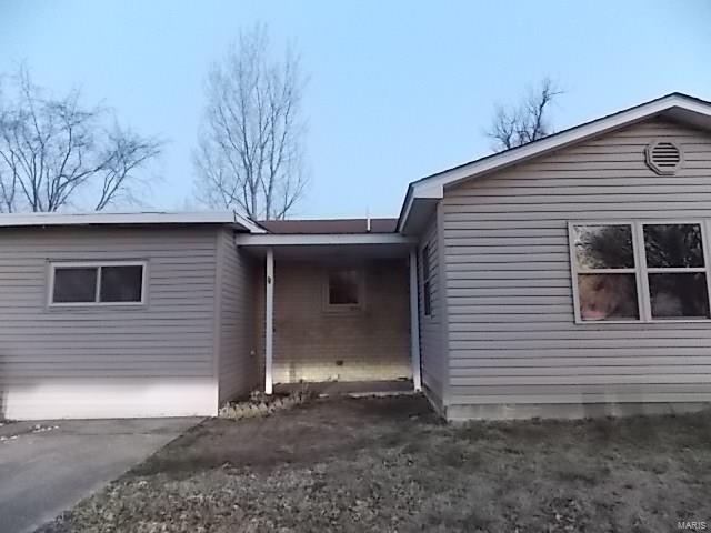 Homes for sale in Steele, MO | 201 Quapaw St, Steele, MO 63877 | MLS# 25021984