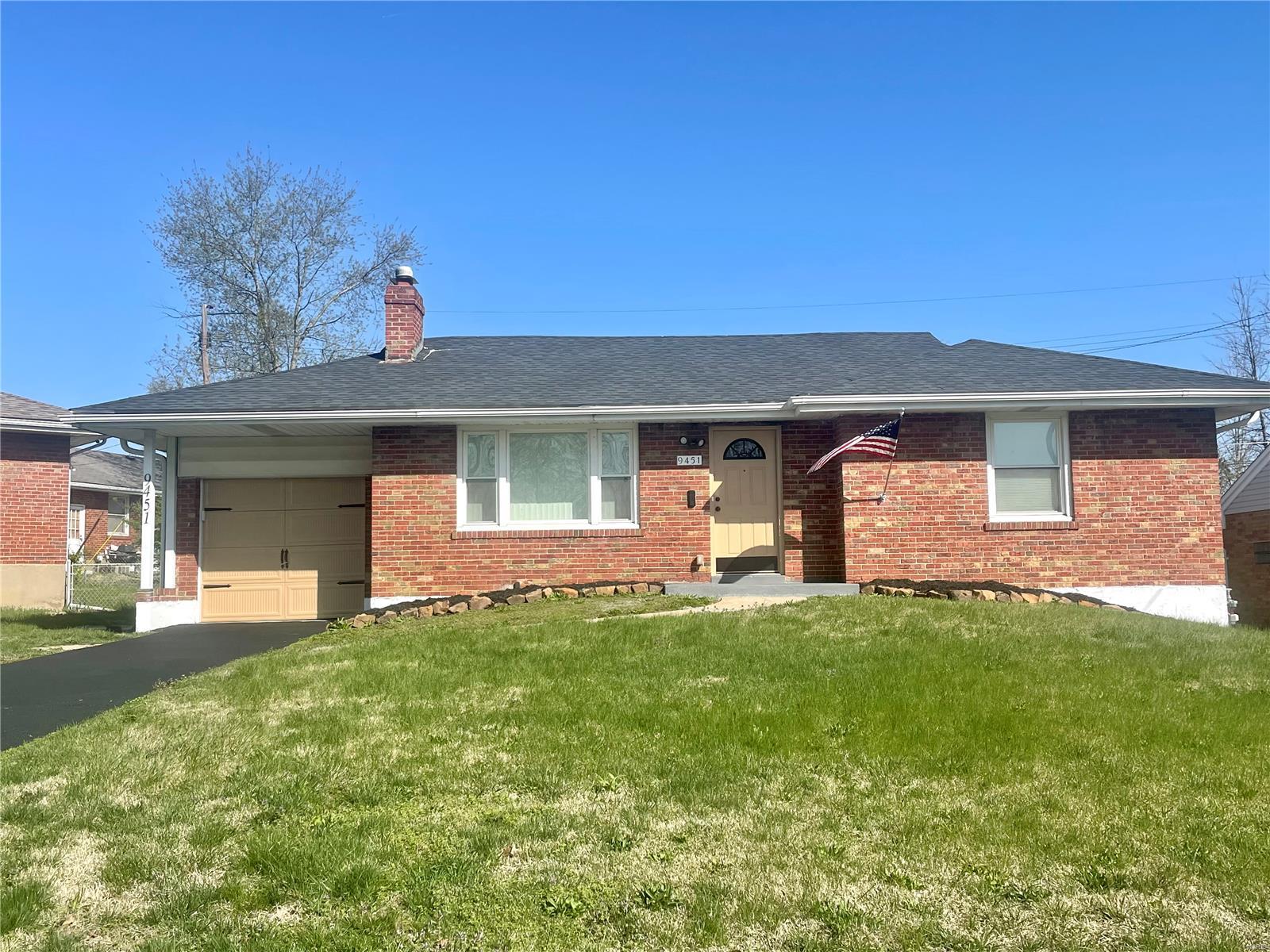 Homes for sale in St. Louis, MO | 9451 Bagley Dr Dr, St. Louis, MO 63136 | MLS# 25022023