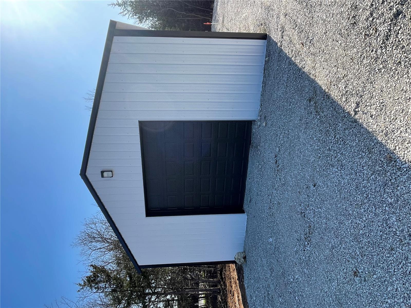 Homes for sale in Monroe, MO | 20120 Riley Road, Monroe, MO 63456 | MLS# 25022513