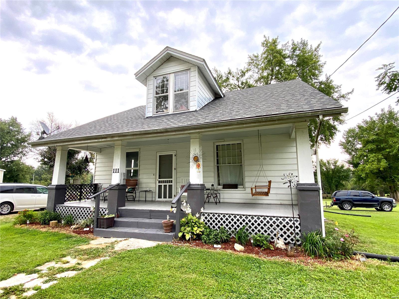 Photo 1 of Single family home for sale at 111 Southeast St, Wellsville, MO 63384 | MLS# 25023000 | Listing updated on 2025-04-13