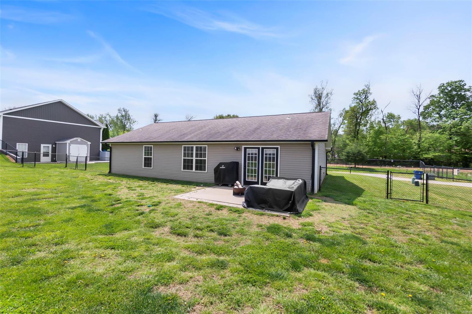 Homes for sale in Cape Girardeau, MO | 486 Hawks Landing, Cape Girardeau, MO 63701 | MLS# 25027038