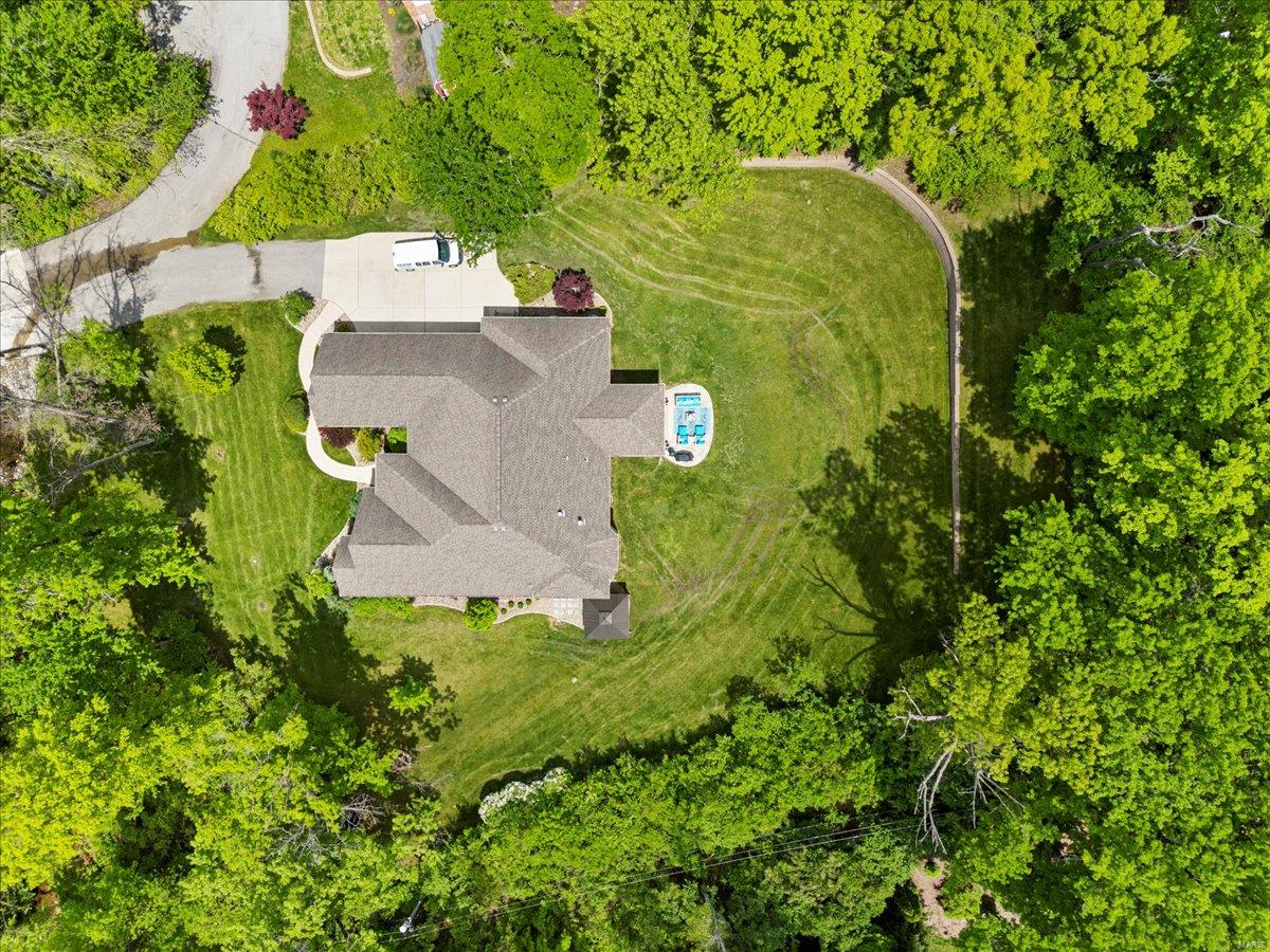 Homes for sale in St. Louis, MO | 5 Watch Hill Rd, St. Louis, MO 63124 | MLS# 25027350