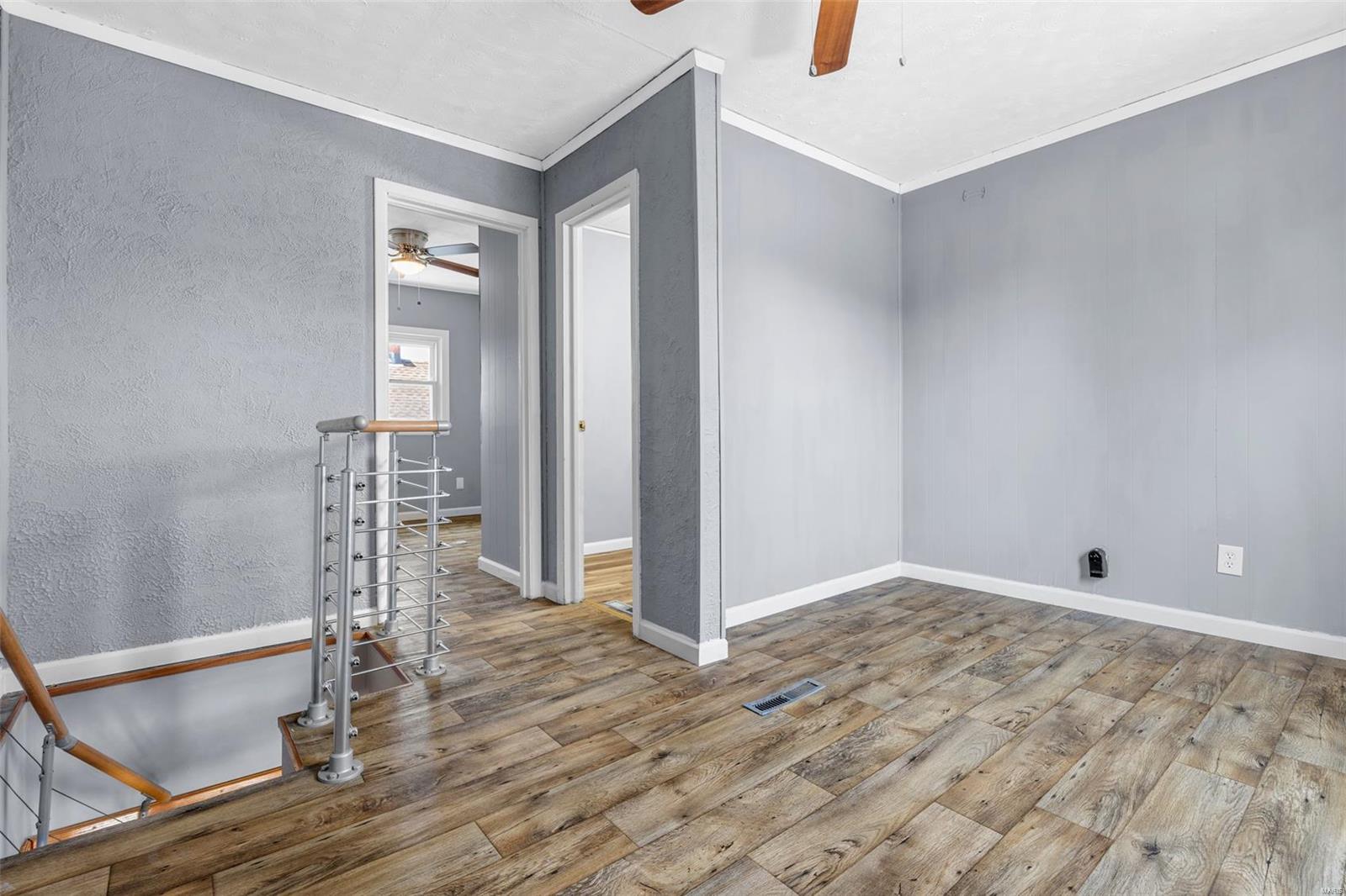 Homes for sale in Wood River, IL | 246 E Penning Ave, Wood River, IL 62095 | MLS# 25028112