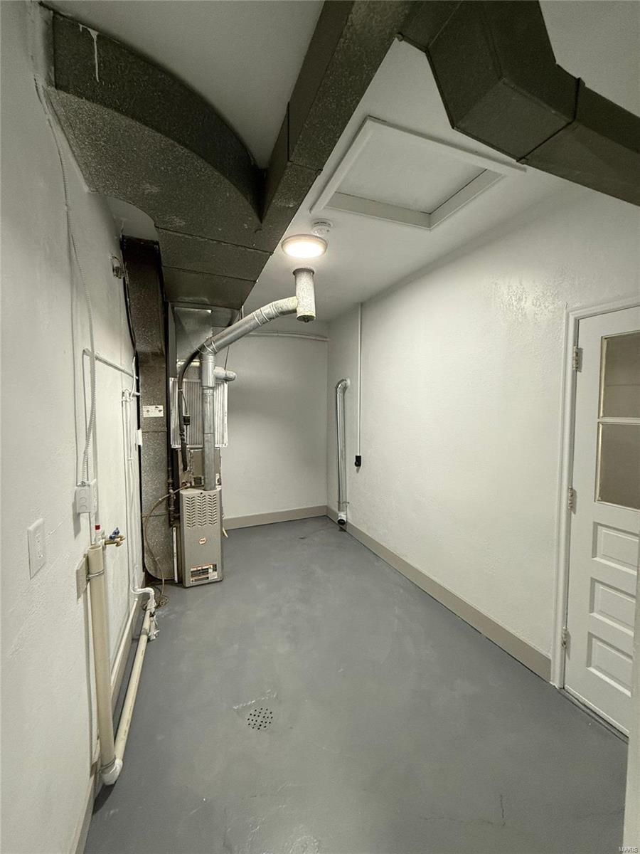 Homes for sale in St. Louis, MO | 139 Euclid Ave, St. Louis, MO 63119 | MLS# 25028630