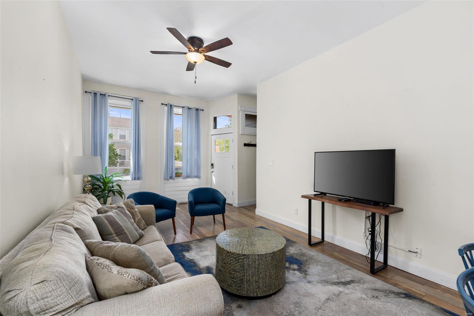 Homes for sale in St. Louis, MO | 2765 Caroline St, St. Louis, MO 63104 | MLS# 25030630