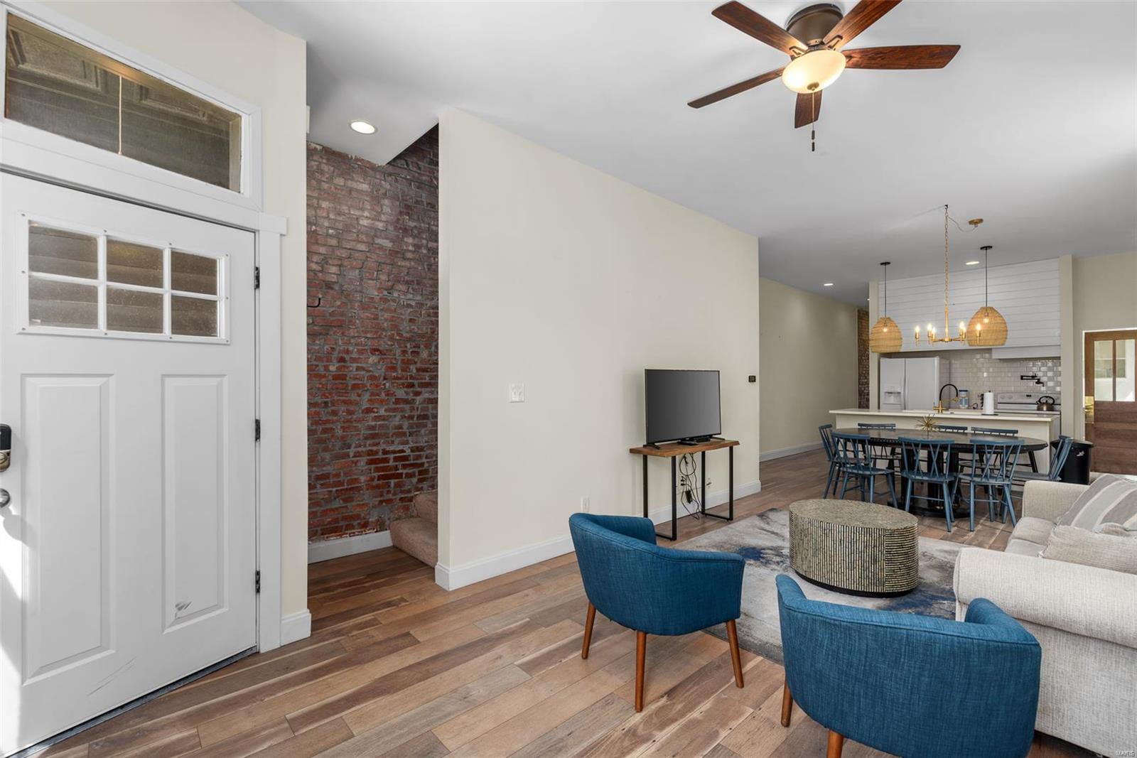 Homes for sale in St. Louis, MO | 2765 Caroline St, St. Louis, MO 63104 | MLS# 25030630