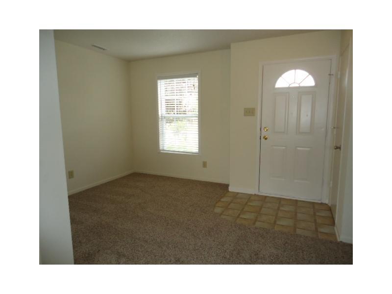 Homes for sale in Whiteland, IN | 647 Hickory Pine Dr, Whiteland, IN 46184 | MLS# 21308785
