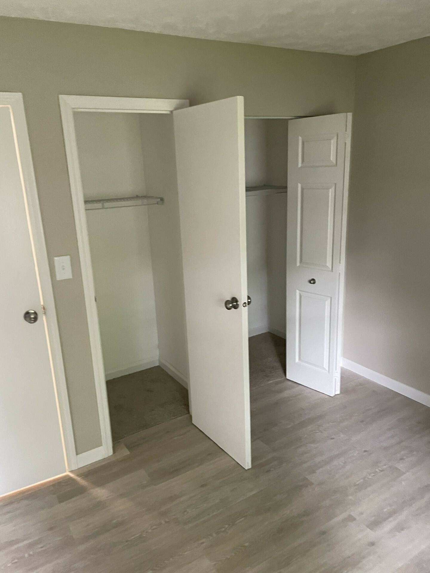 Homes for sale in Indianapolis, IN | 3610 Poinsettia Dr, Indianapolis, IN 46227 | MLS# 21931220