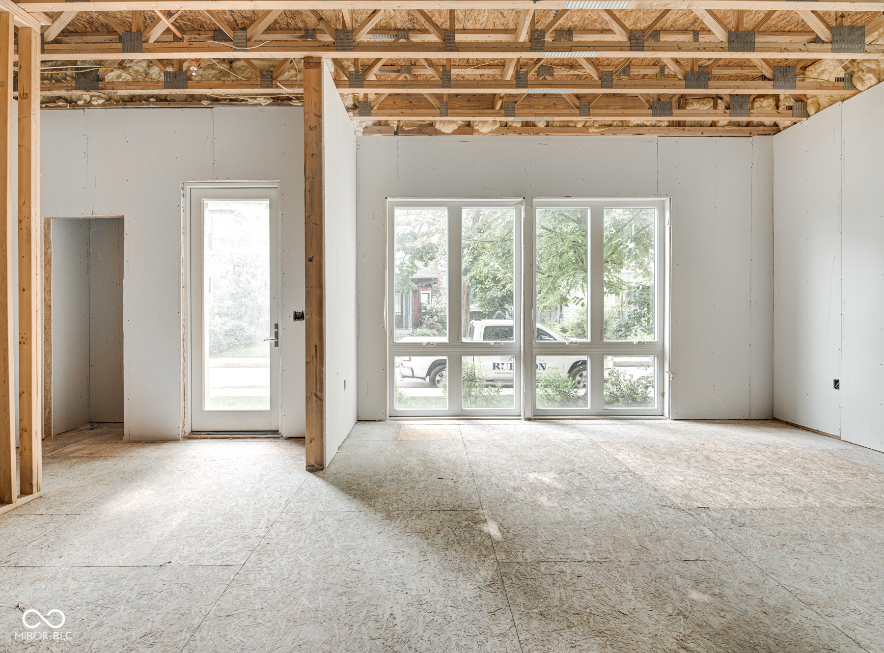 Homes for sale in Indianapolis, IN | 319 E 16Th St #207, Indianapolis, IN 46202 | MLS# 21955196