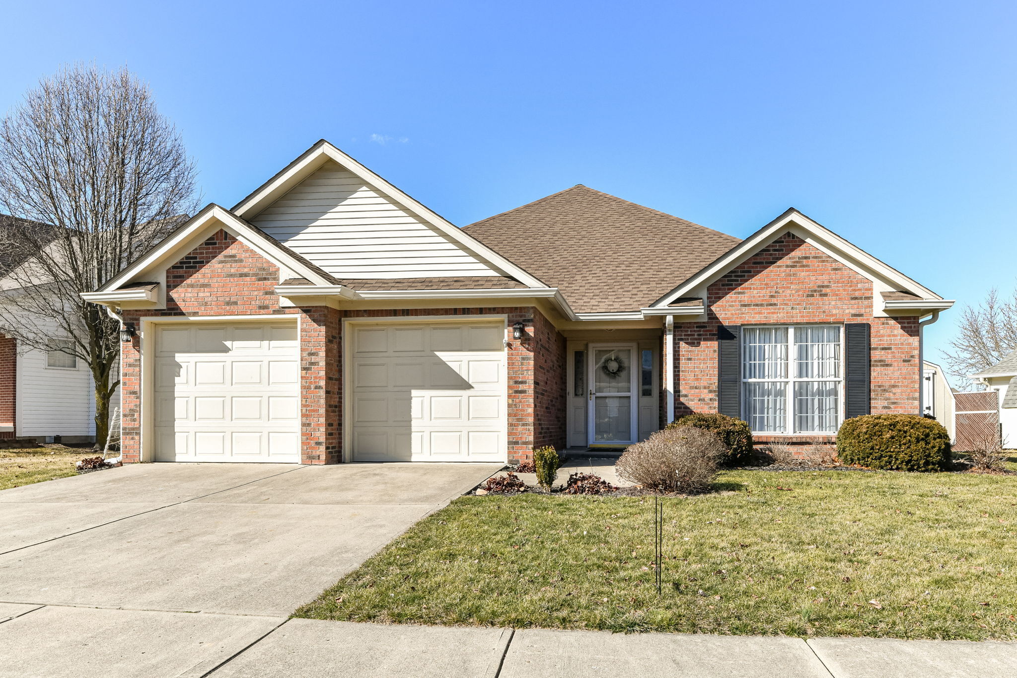 Homes for sale in New Palestine, IN | 4312 W Summerhaven Dr, New Palestine, IN 46163 | MLS# 21963667